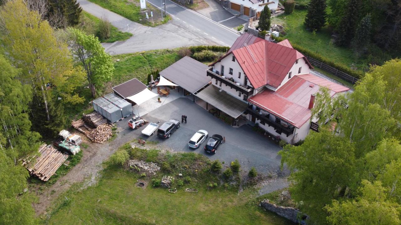 Pension Aura Spicak, Nektere Pokoje Se Saunou Železná Ruda Exteriör bild